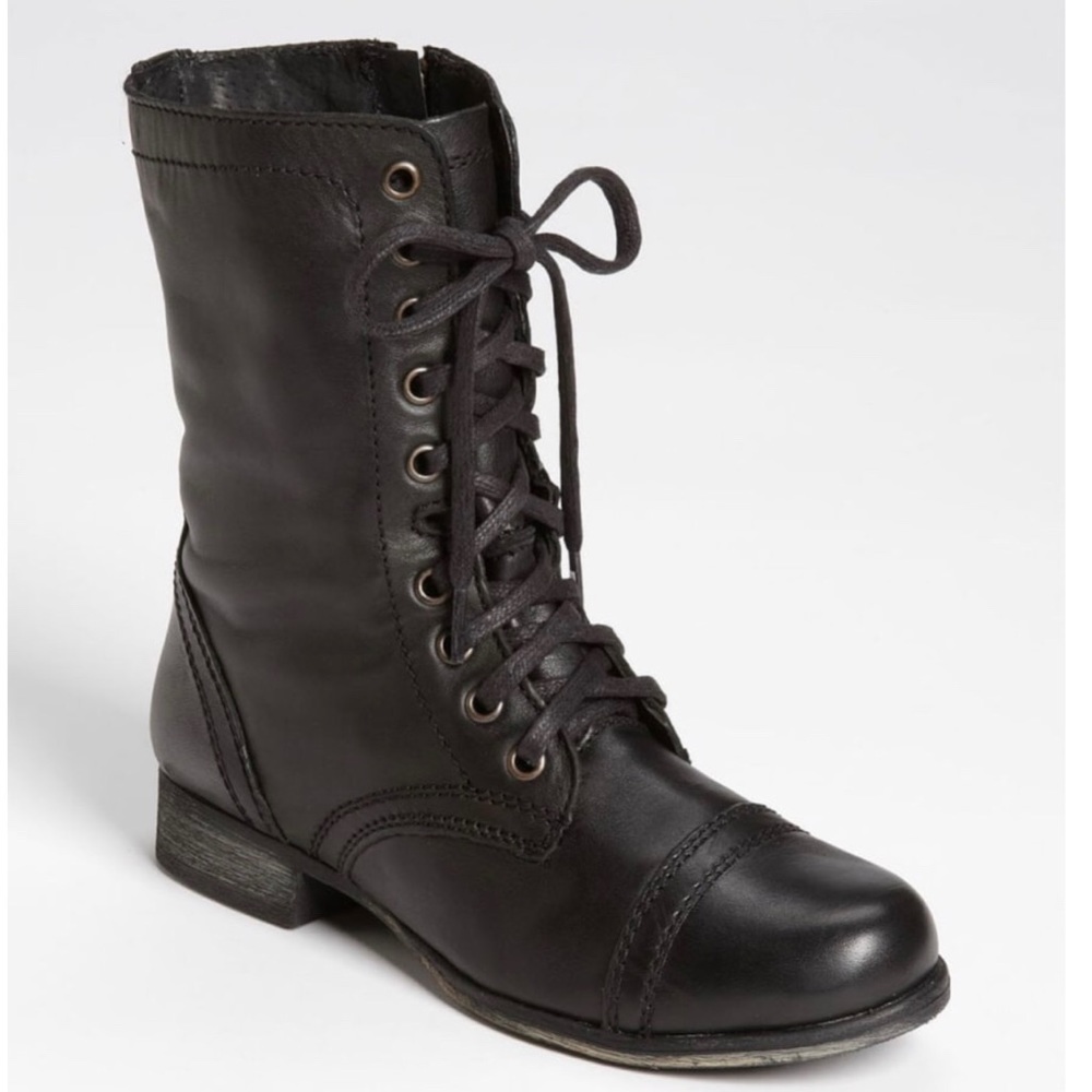 BRAND NEW-Never Worn Steve Madden Troopa Boot